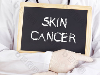 医生显示信息黑板上皮肤癌症