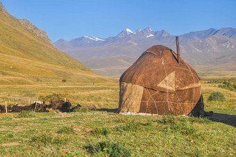 蒙古包里吉尔吉斯斯坦