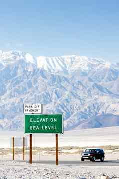 海拔高度海水平标志死亡谷国家公园加州
