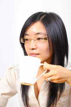中国人女商人喝咖啡