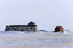 轮船上的农场建筑冬天萨斯喀彻温省