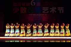 中国人少数民族舞者