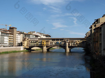 蓬特旧桥中世纪的桥亚诺河河弗洛伦斯意大利