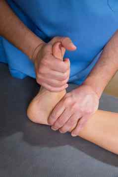 脚踝物理治疗治疗治疗师手
