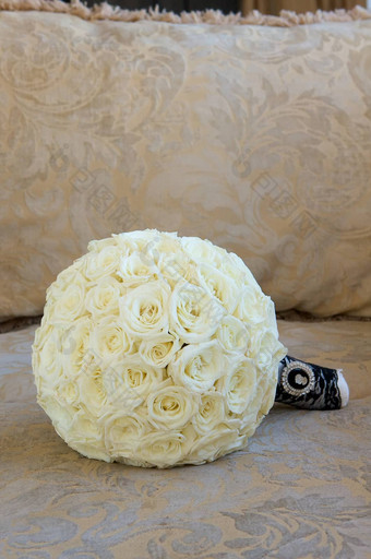 新娘花束花使奶油<strong>彩色</strong>的玫瑰