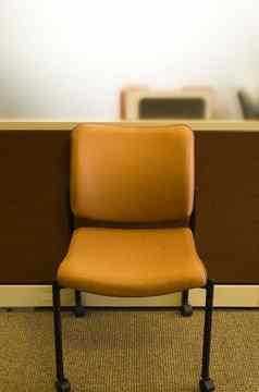 现代办公室椅子