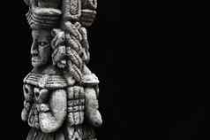 古老的玛雅雕像