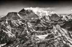 古董单色视图珠穆朗玛峰喜马拉雅山脉