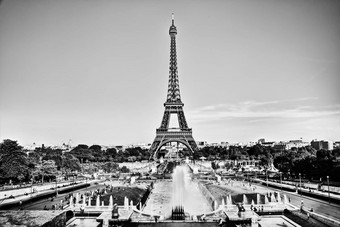 <strong>埃菲尔铁塔</strong>塔喷泉巴黎法国