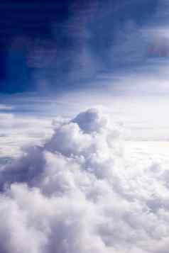 Cloudscape蓝色的天空白色云阳光明媚的一天积云云