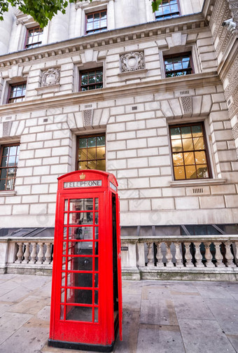 红色的电话展位伦敦