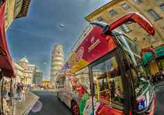 比萨意大利观光公共汽车广场奇迹