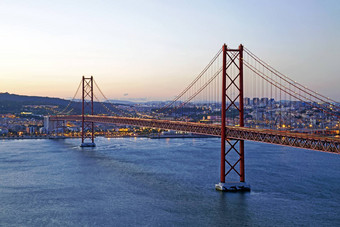 4月桥里斯本葡萄牙《暮光之城》