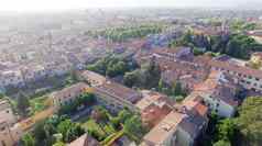 比萨意大利空中视图城市街道