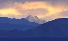 风景优美的北部落基山脉英国哥伦比亚