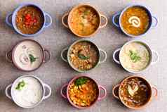 各种各样的汤在世界范围内美食