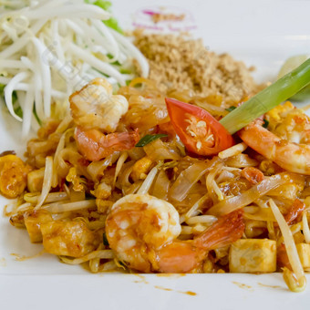 美味的大米面条虾特写镜头板泰国它