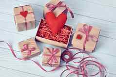 爱情人节一天心礼物盒子木