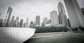 滑<strong>冰丝</strong>带芝加哥的年公园项目框架城市的高层建筑城市景观形式高耸的背景阴灰色一天强调不饱图像