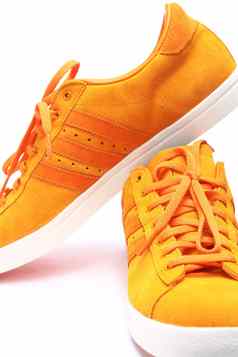 橙色鞋