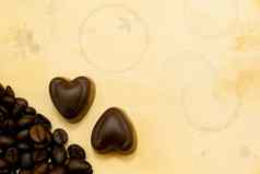 心形状的巧克力糖果咖啡豆子