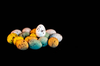 白色蛋复活节鸡蛋