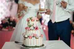 婚礼蛋糕婚礼新婚夫妇