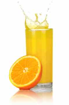 橙色汁片橙色玻璃孤立的