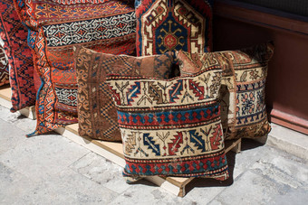 装饰色彩斑斓的东方枕头传统的模式
