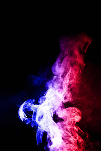 色彩斑斓的云飞溅喷雾沸腾液体颜色雾色调蓝色的色调红色的股票照片孤立的黑色的背景