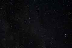 长曝光晚上照片明亮的星星很多星星星座城市晚上景观