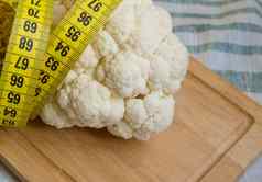 菜花测量磁带健康的吃素食者饮食重量损失