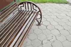 棕色（的）木板凳上街夏天公园