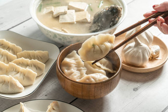 美味的中国人饺子白色表格