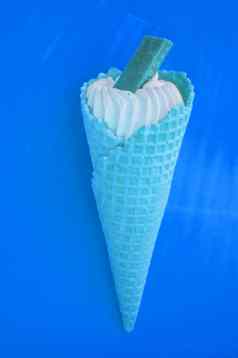 冰奶油锥霓虹灯颜色流行艺术弗拉艺术蓝色的背景