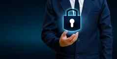 锁手商人盾盾保护网络空间空间输入数据数据安全业务互联网概念安全信息