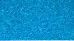 游泳池前视图角蓝色的颜色清晰的水