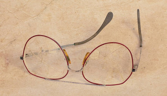 古董眼镜