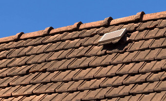 小太阳能面板大屋顶马达加斯加