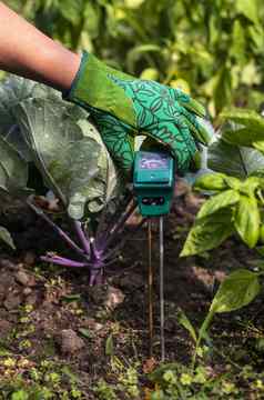 水分计测试人员土壤测量土壤湿度nitrog