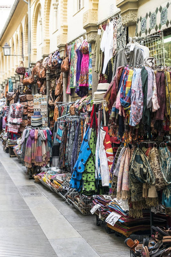 服装记忆阿拉伯市场