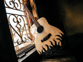 声吉他古董窗口软阳光未来怀旧之情吉他和弦夏天旋律背景关闭