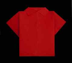 孤立的纸使红色的衬衫