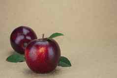 新鲜的红色的苹果软棕色（的）背景新鲜的水果背景概念