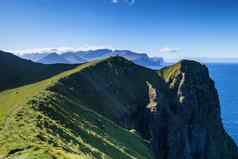 叫灯塔徒步旅行小道kalsoy岛法罗岛屿