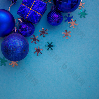 圣诞节假期作文前视图blue-aquamarine圣诞节装饰<strong>蓝绿</strong>色背景复制空间文本平躺冬天明信片<strong>模板</strong>