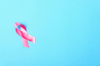 乳房<strong>癌症</strong>月概念平躺前视图粉红色的丝带