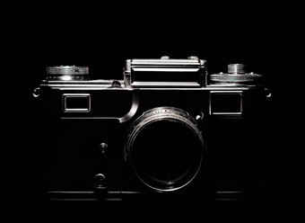 古董相机轮廓黑暗