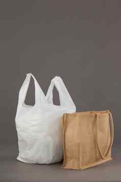 米色织物袋白色塑料袋