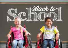 回来学校文本黑板上禁用男孩女孩轮椅